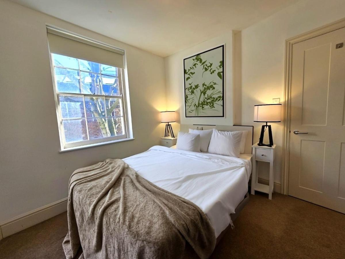 2 Bd Gorgeous Kings Cross Residency